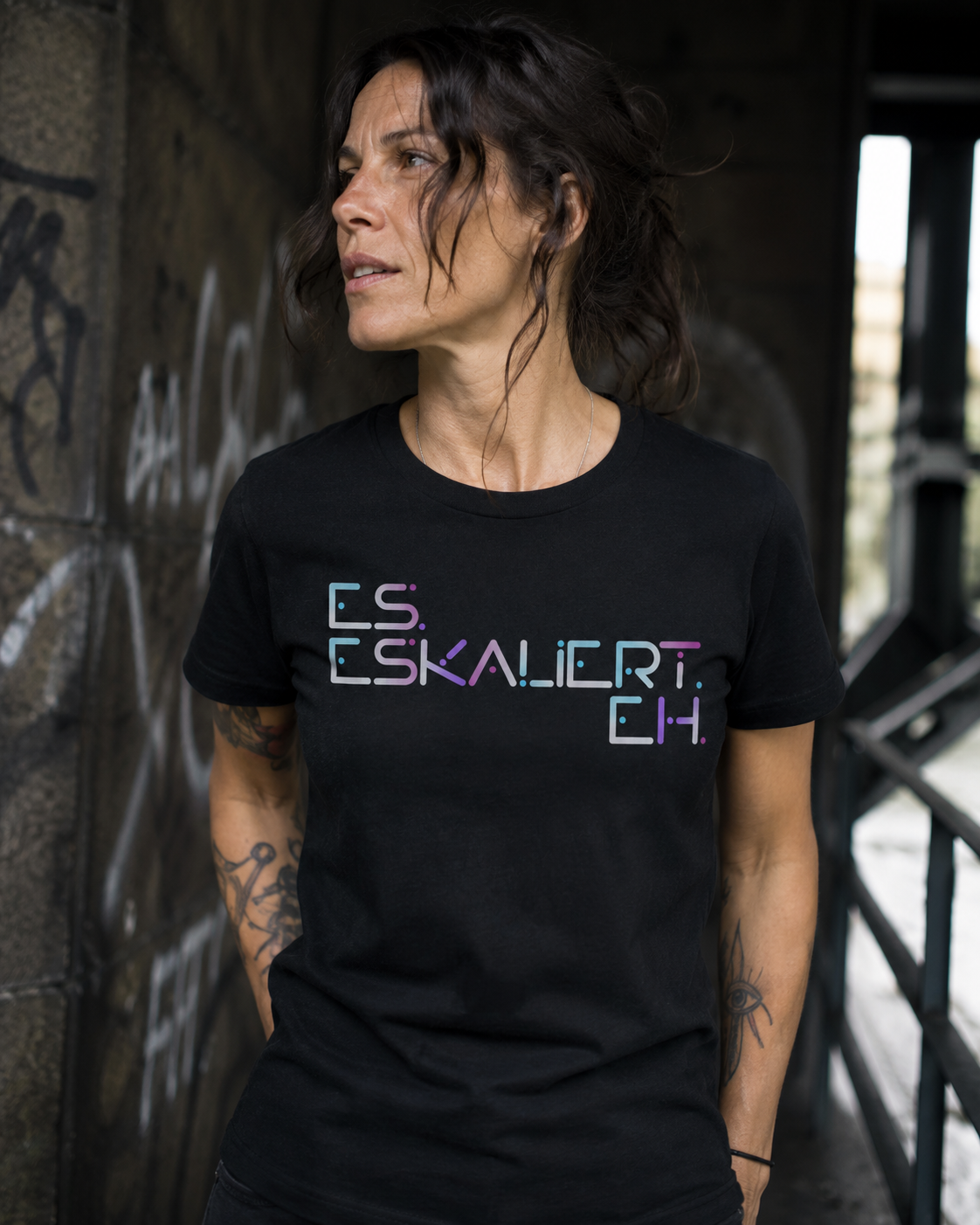 Es Eskaliert Eh – Party T-Shirt