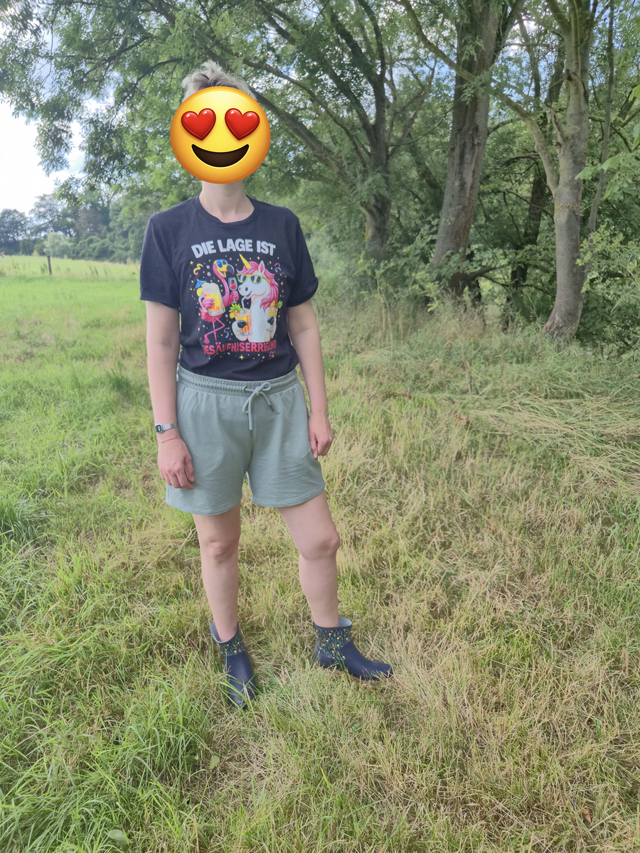 wortrebell-Kundenfoto 3: Shirt mit Spruch im Alltag getragen